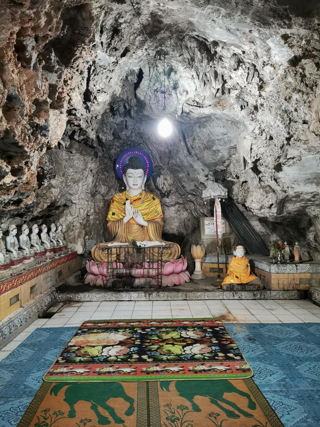 Höhle in Hpa-an 